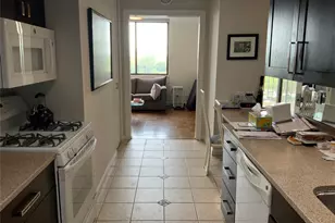 270-10 Grand Central Pkwy, Floral Park, NY 11005 - Photo 11