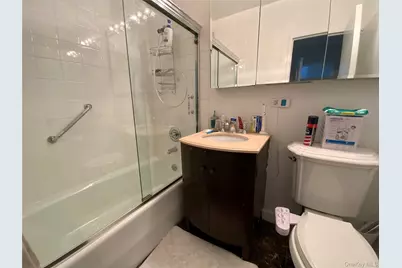 27010 Grand Central Parkway #8H, Floral Park, NY 11005 - Photo 15