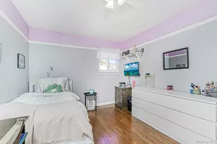 244 Woehrle Ave, New York, NY 10312 - Photo 27