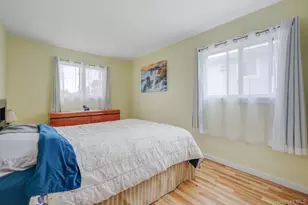 21 Francisco Ave, Central Islip, NY 11722 - Photo 5