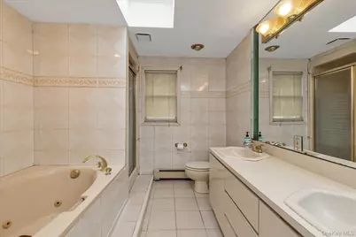 231 Dogwood Avenue, West Hempstead, NY 11552 - Photo 25