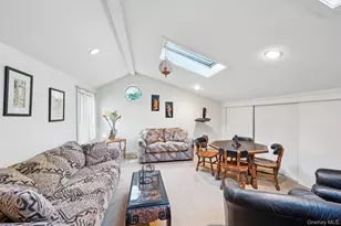 4 Ivy Pl, Shelter Island, NY 11964 - Photo 9