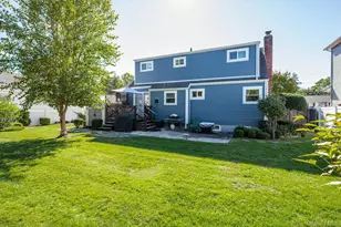 31 Walnut Ave, Farmingdale, NY 11735 - Photo 27