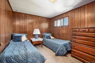 31 Walnut Ave, Farmingdale, NY 11735 - Photo 17