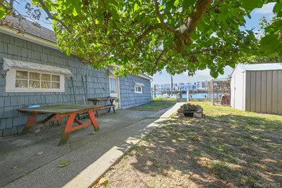 870 Guy Lombardo Avenue, Freeport, NY 11520 - Photo 5