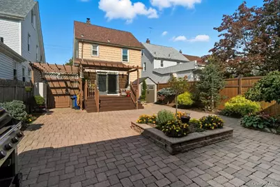 23026 87th Avenue, Bellaire, NY 11427 - Photo 17