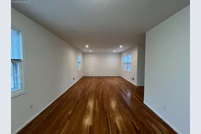 10 Inwood Road #B, Port Washington, NY 11050 - Photo 3