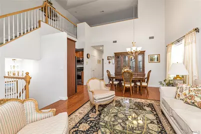 331 Spring Drive, East Meadow, NY 11554 - Photo 5