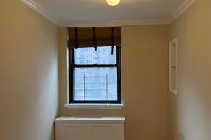 420 E 51st St, New York, NY 10022 - Photo 13