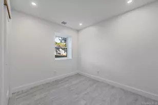 31 Harrison Dr, Shirley, NY 11967 - Photo 29