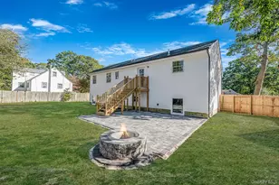 31 Harrison Dr, Shirley, NY 11967 - Photo 41