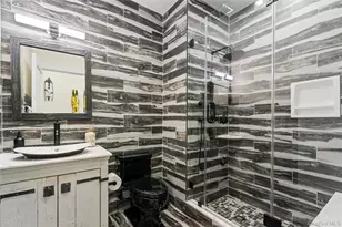 100 Garvies Point Rd, Glen Cove, NY 11542 - Photo 15