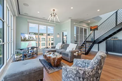 100 Garvies Point Road #1309, Glen Cove, NY 11542 - Photo 9
