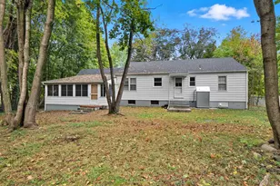 8 Walker Rd, Poughkeepsie, NY 12603 - Photo 31