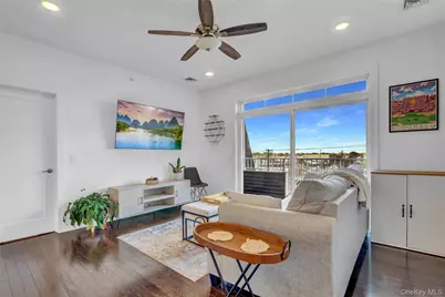 233 Marina Pointe Drive #233, East Rockaway, NY 11518 - Photo 7