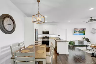 233 Marina Pointe Drive #233, East Rockaway, NY 11518 - Photo 13