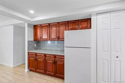 9 Grossman Street, Melville, NY 11747 - Photo 27