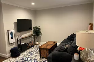 326 Edmunton Dr, North Babylon, NY 11703 - Photo 3