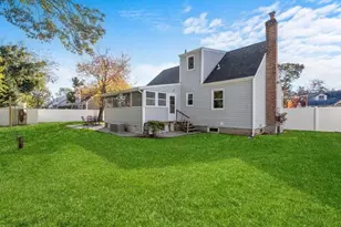 79 Beecher Rd, North Babylon, NY 11703 - Photo 25