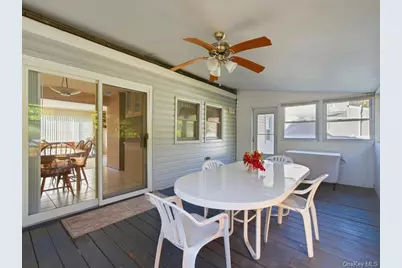 79 Beecher Road, North Babylon, NY 11703 - Photo 15