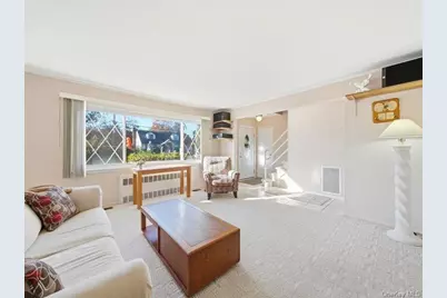 79 Beecher Road, North Babylon, NY 11703 - Photo 7