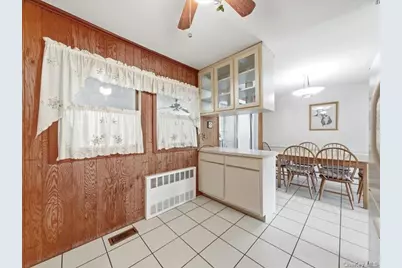 79 Beecher Road, North Babylon, NY 11703 - Photo 11