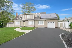 38 Hurtin St, Port Jefferson Station, NY 11776 - Photo 3