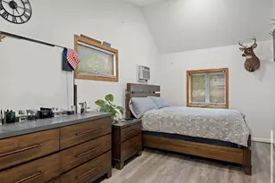 2287 7th St, East Meadow, NY 11554 - Photo 7