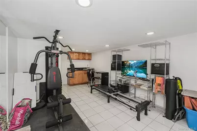 310 Eldert Lane, Brooklyn, NY 11208 - Photo 27