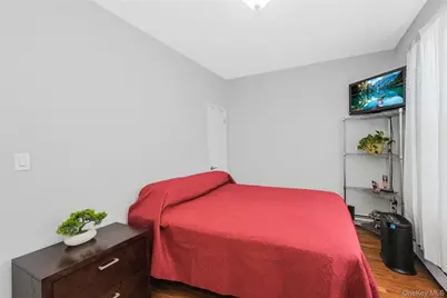 310 Eldert Lane, Brooklyn, NY 11208 - Photo 25