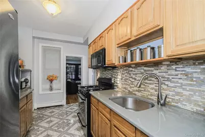 310 Eldert Lane, Brooklyn, NY 11208 - Photo 13