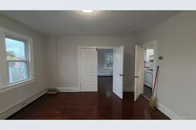 2366 Parkview #2, Baldwin, NY 11510 - Photo 7