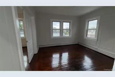 2366 Parkview #2, Baldwin, NY 11510 - Photo 3