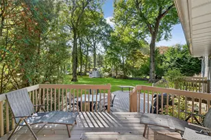 24 Whitewood Rd, White Plains, NY 10603 - Photo 7