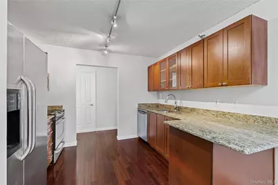 302 Church Street #1H, White Plains, NY 10603 - Photo 5