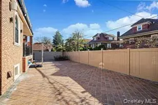 69-36 Dartmouth St, Forest Hills, NY 11375 - Photo 25