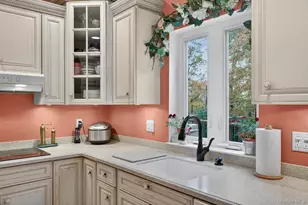 9 Country Woods Dr, Chester, NY 10918 - Photo 11