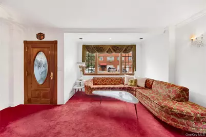 242 E 237th Street, Bronx, NY 10470 - Photo 11