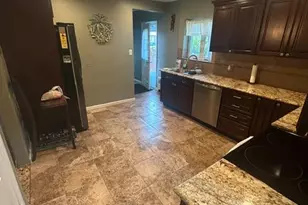 182 Wellington Rd, Elmont, NY 11003 - Photo 3