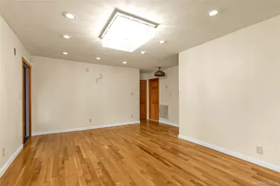 7653 268th Street, Glen Oaks, NY 11040 - Photo 3