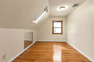 76-53 268th St, Glen Oaks, NY 11040 - Photo 15