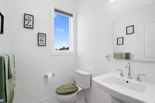 11 Island Pt, Bronx, NY 10464 - Photo 13