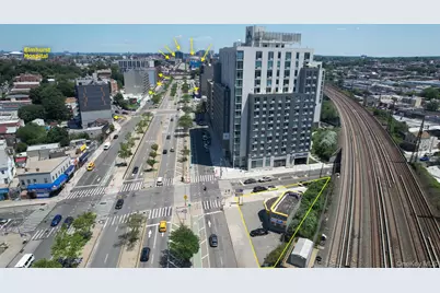 68-12 Queens Boulevard, Woodside, NY 11377 - Photo 15