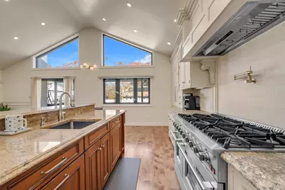 22469 76th Road, Bayside, NY 11364 - Photo 7