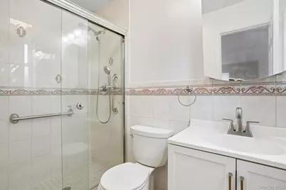 46 Bryn Mawr Place, Yonkers, NY 10701 - Photo 23