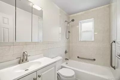 46 Bryn Mawr Place, Yonkers, NY 10701 - Photo 13