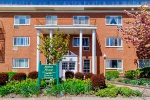 22 N Forest Ave, Rockville Centre, NY 11570 - Photo 21