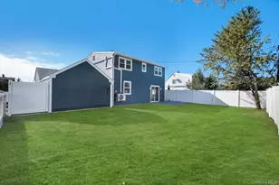 23 Chase Ln, Levittown, NY 11756 - Photo 27