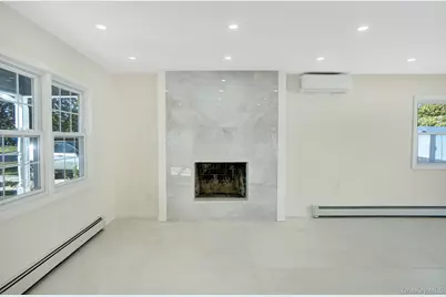 23 Chase Lane, Levittown, NY 11756 - Photo 5