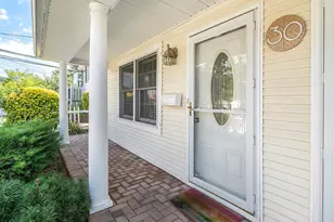 30B Edgewood Rd, Port Washington, NY 11050 - Photo 3